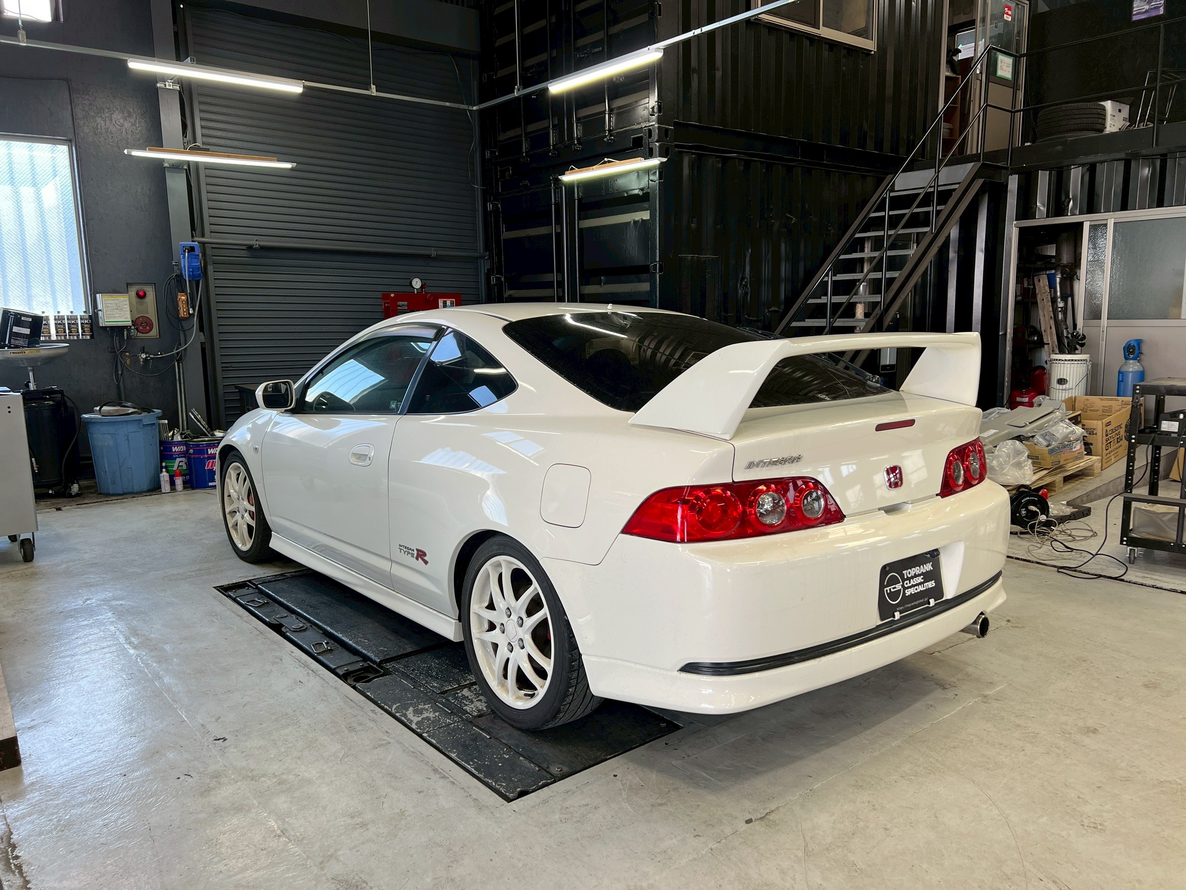 2005 Honda INTEGRA TYPE R Future Inventory DC5 Integra Type R