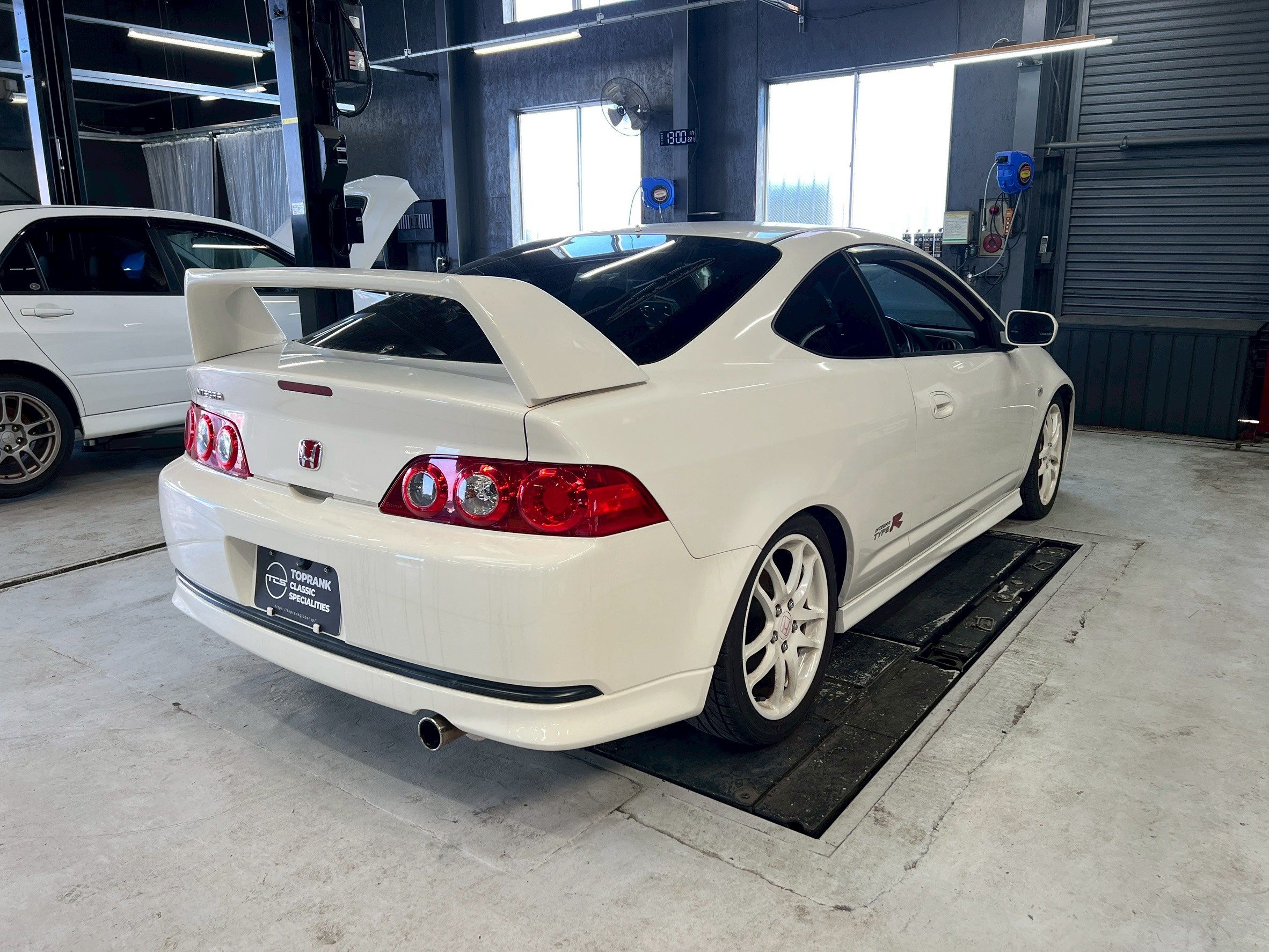2005 Honda INTEGRA TYPE R Future Inventory DC5 Integra Type R