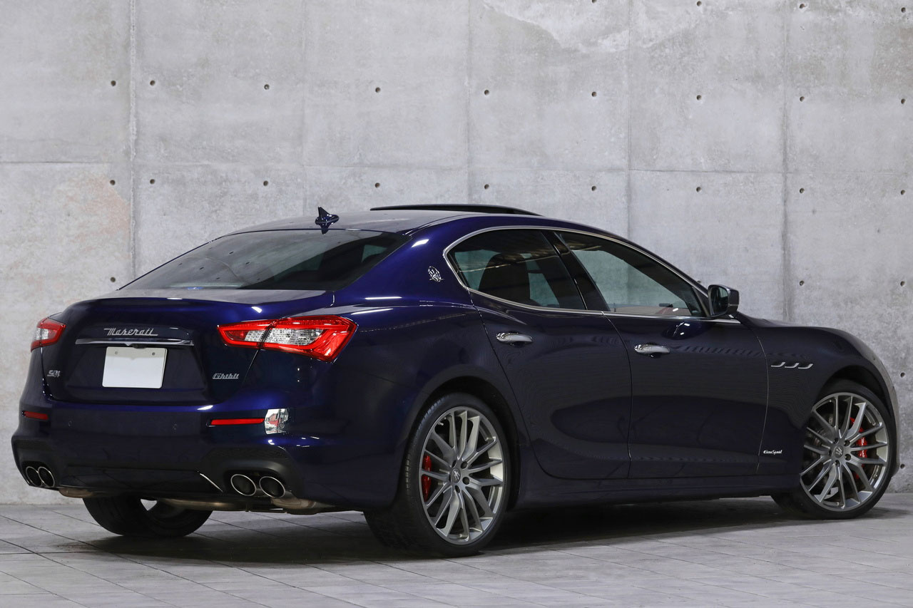 2018 Maserati GHIBLI null