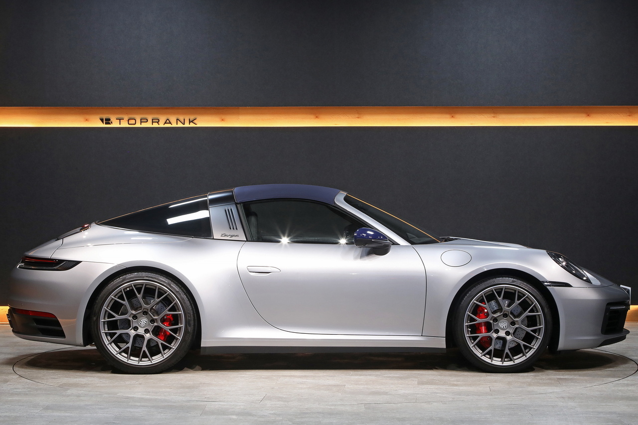 2023 Porsche 911 null