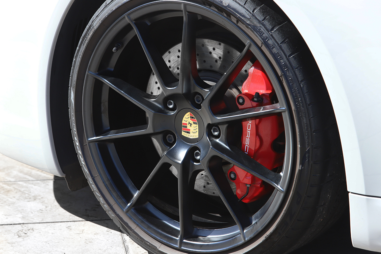 2021 Porsche 718 BOXSTER 