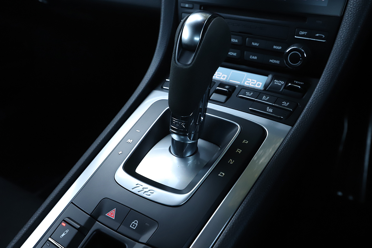 2021 Porsche 718 BOXSTER 