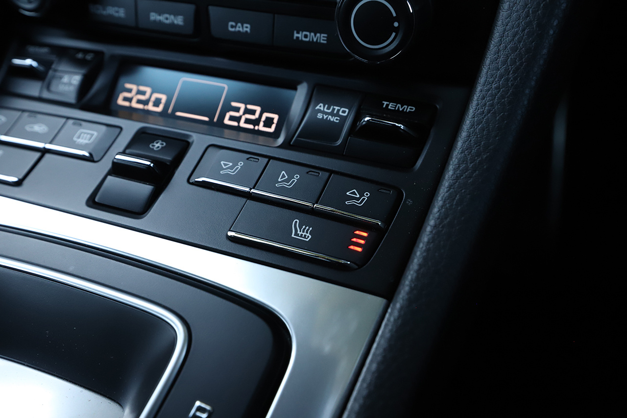 2021 Porsche 718 BOXSTER 