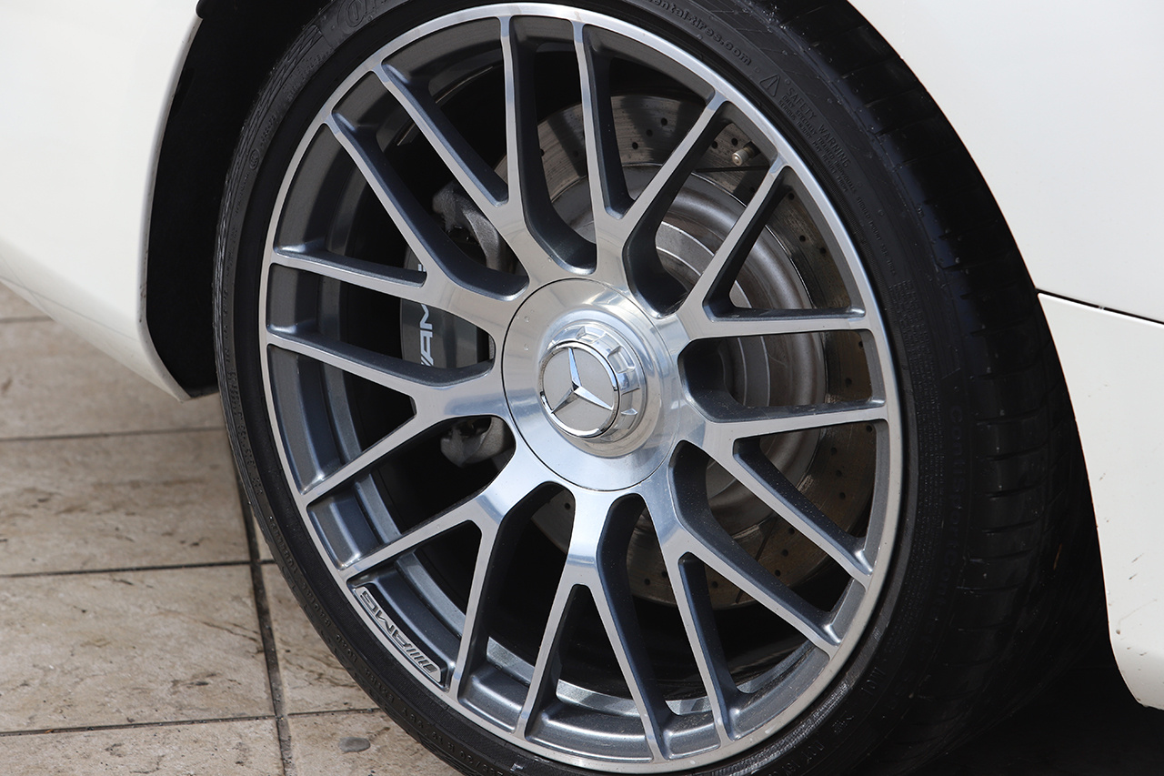 2016 Mercedes-AMG C CLASS null