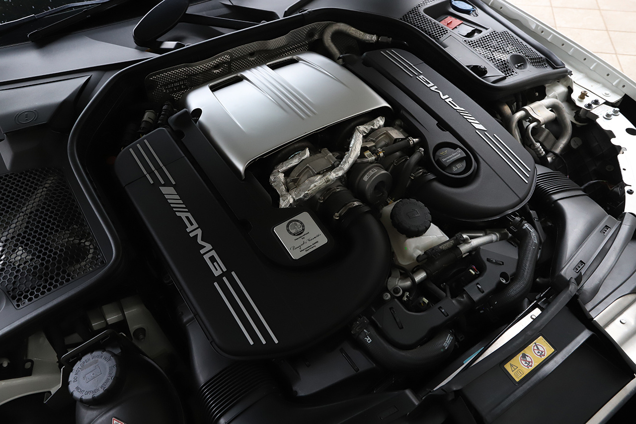 2016 Mercedes-AMG C CLASS null