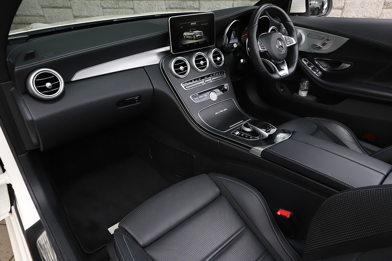 2016 Mercedes-AMG C CLASS null