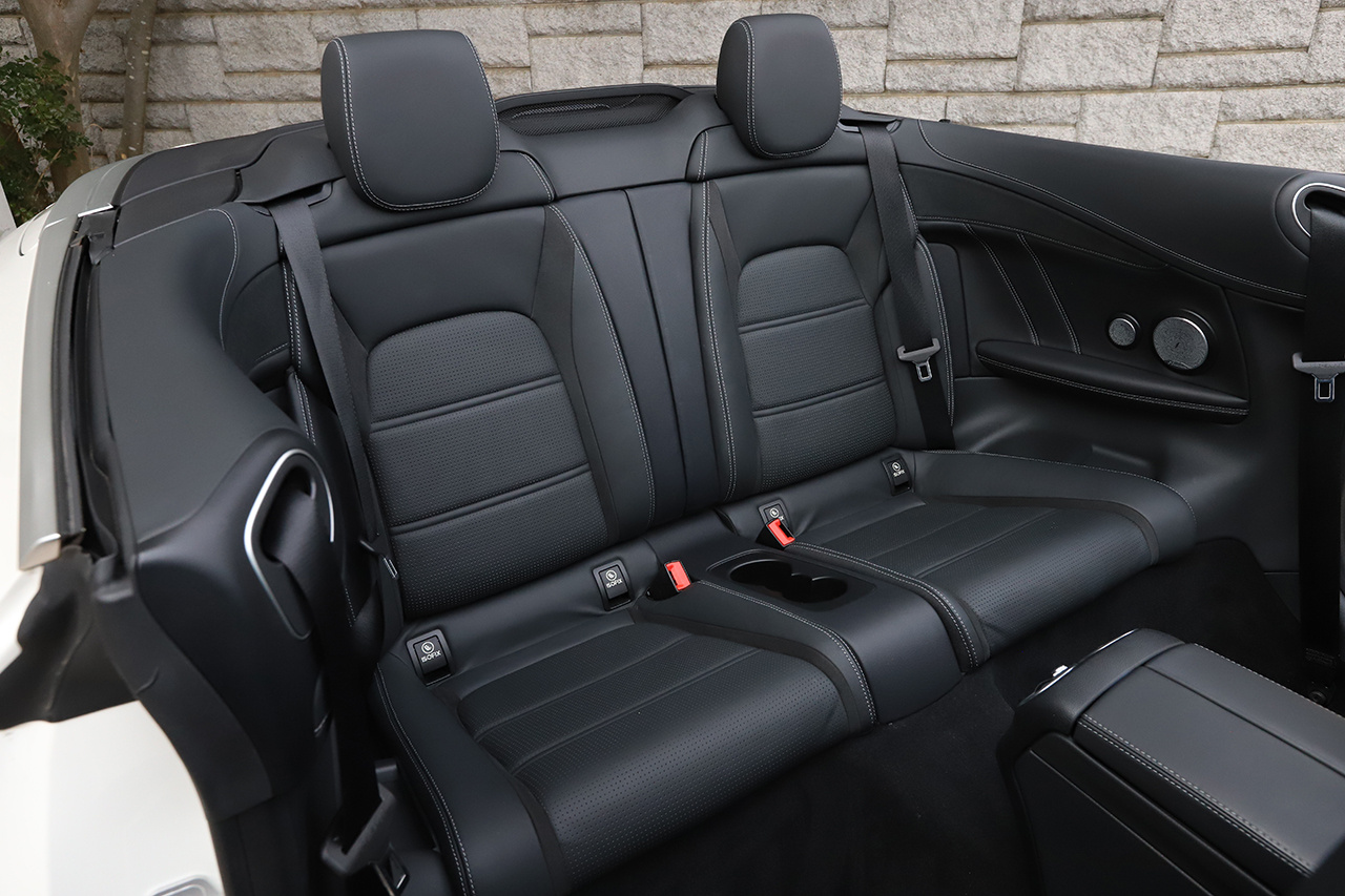 2016 Mercedes-AMG C CLASS null