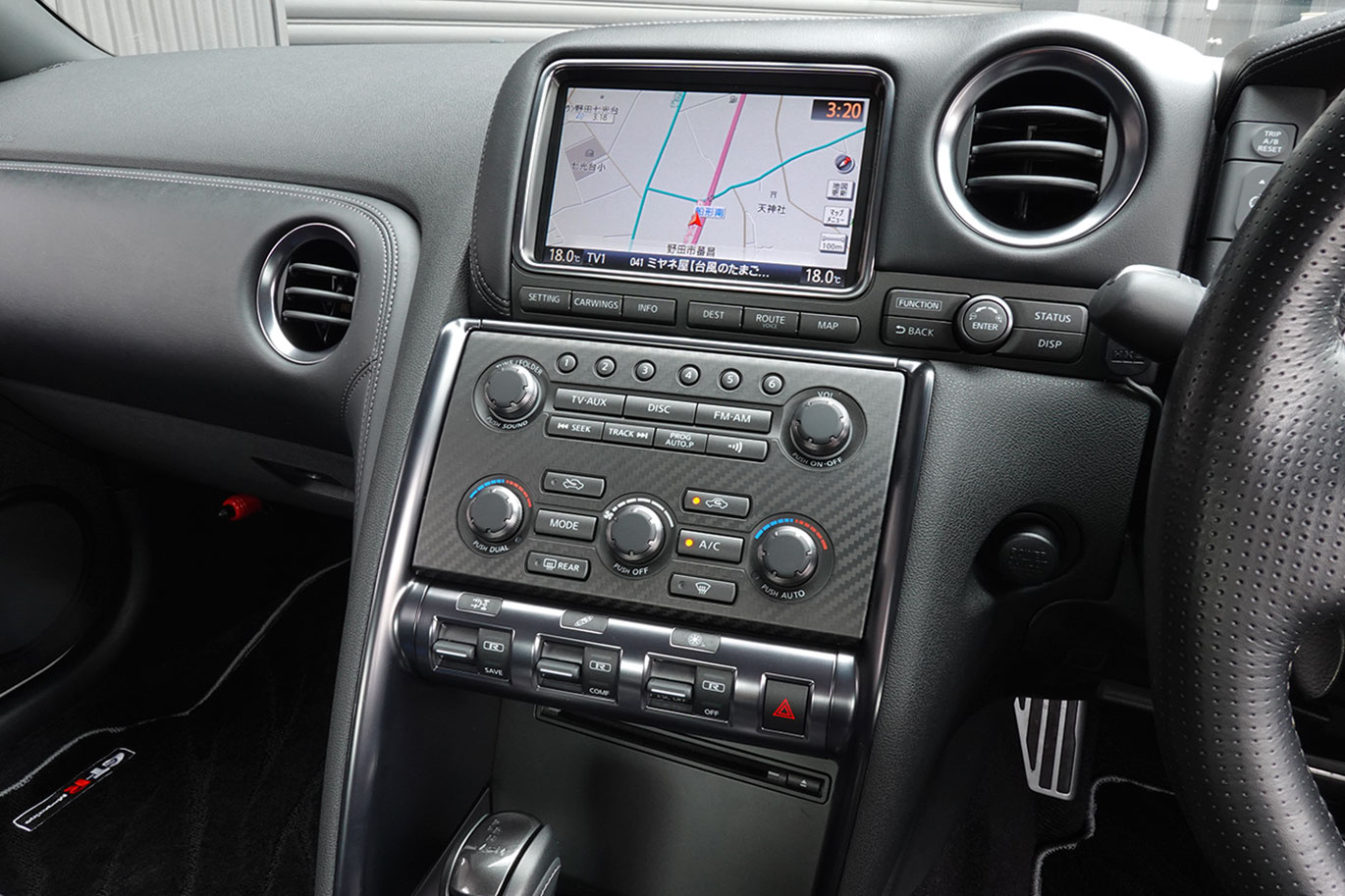 2010 Nissan GT-R R35 GT-R Pure Edition, MY11,  ONE OWNER, Brilliant White Pearl -QAB-, BRAND NEW OEM DASH BOARD
