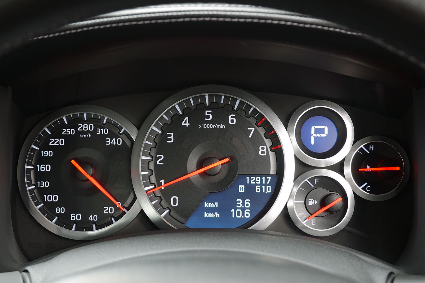 2010 Nissan GT-R R35 GT-R Pure Edition, MY11,  ONE OWNER, Brilliant White Pearl -QAB-, BRAND NEW OEM DASH BOARD