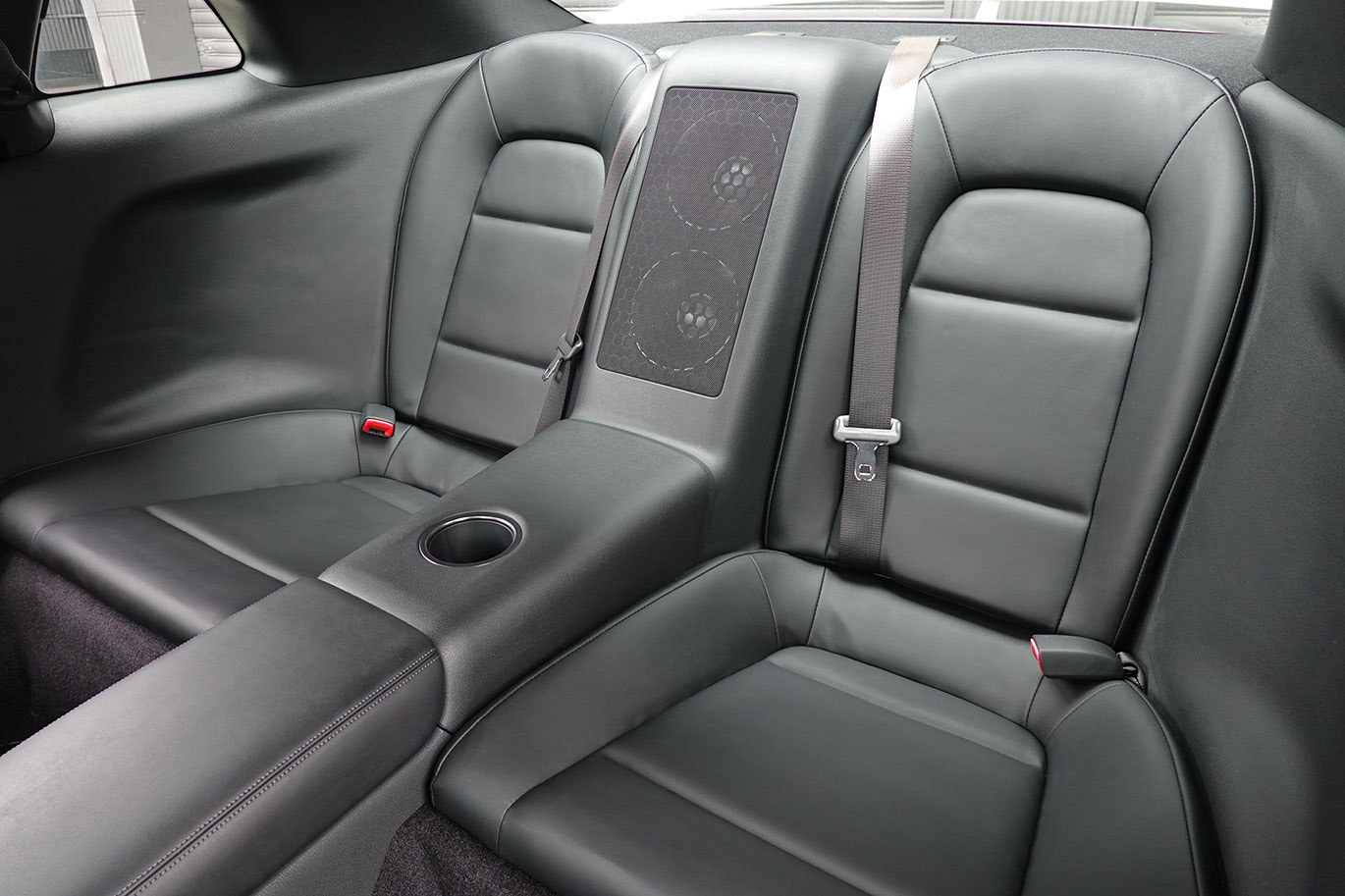 2010 Nissan GT-R R35 GT-R Pure Edition, MY11,  ONE OWNER, Brilliant White Pearl -QAB-, BRAND NEW OEM DASH BOARD