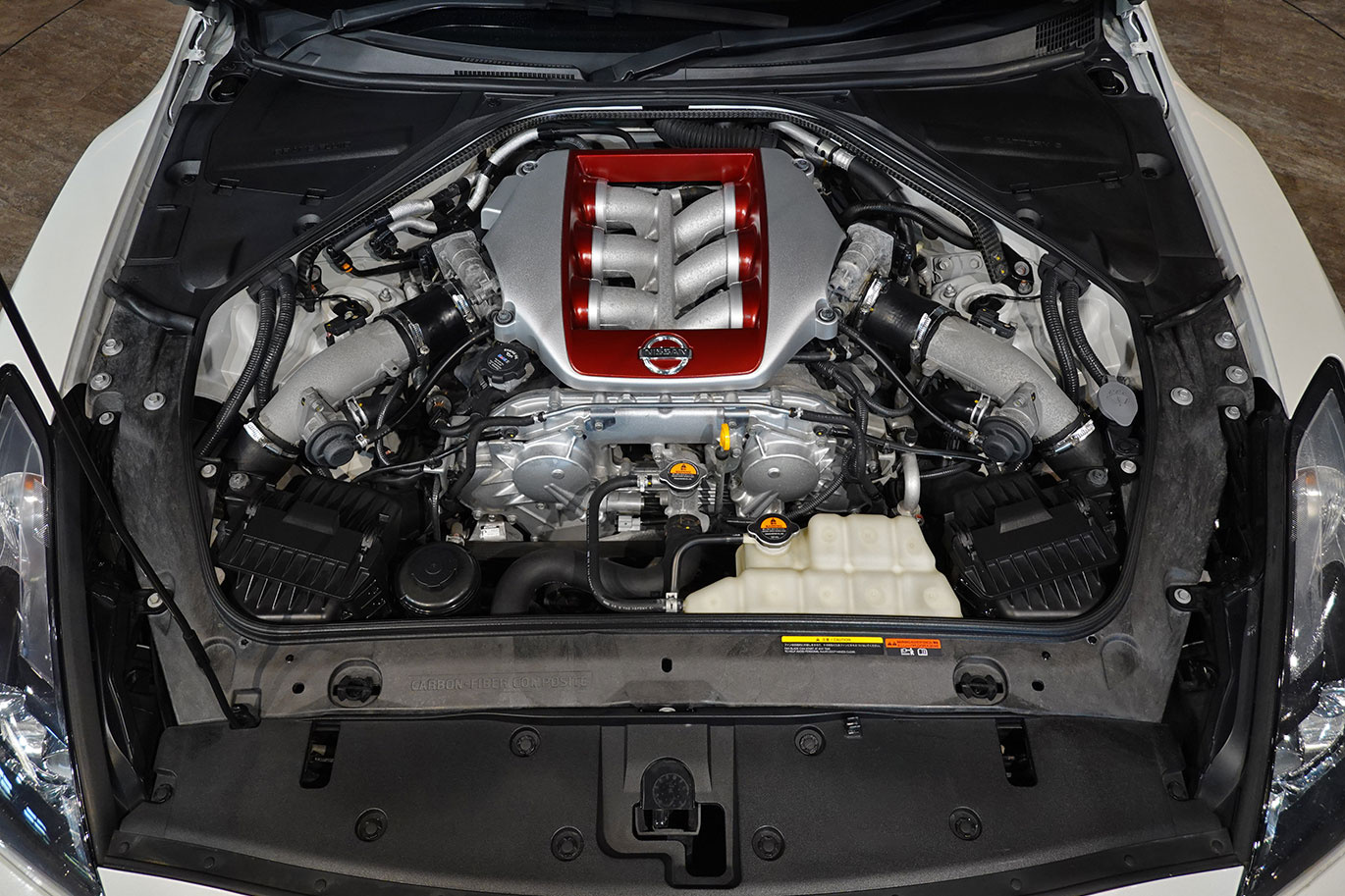 2010 Nissan GT-R R35 GT-R Pure Edition, MY11,  ONE OWNER, Brilliant White Pearl -QAB-, BRAND NEW OEM DASH BOARD
