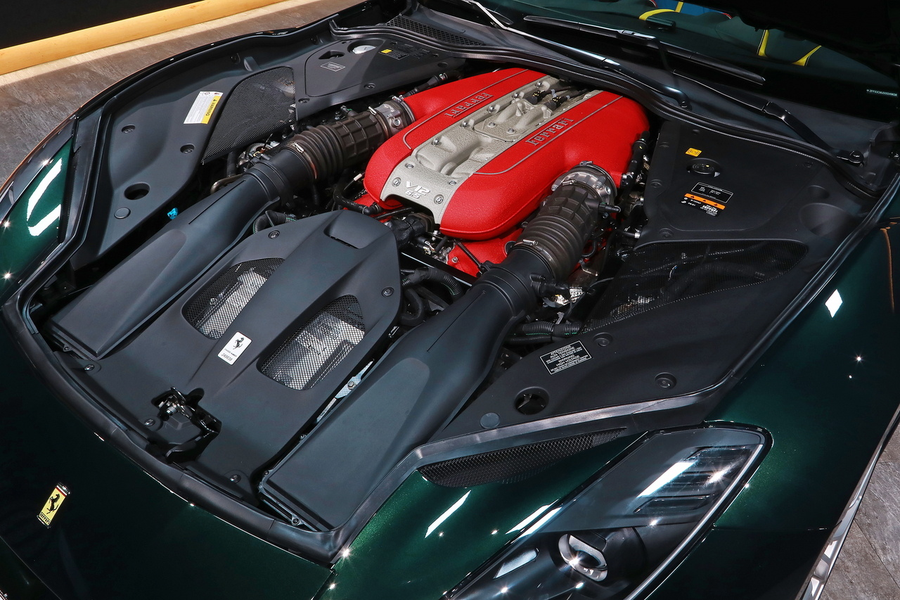 2019 Ferrari 812 Superfast null