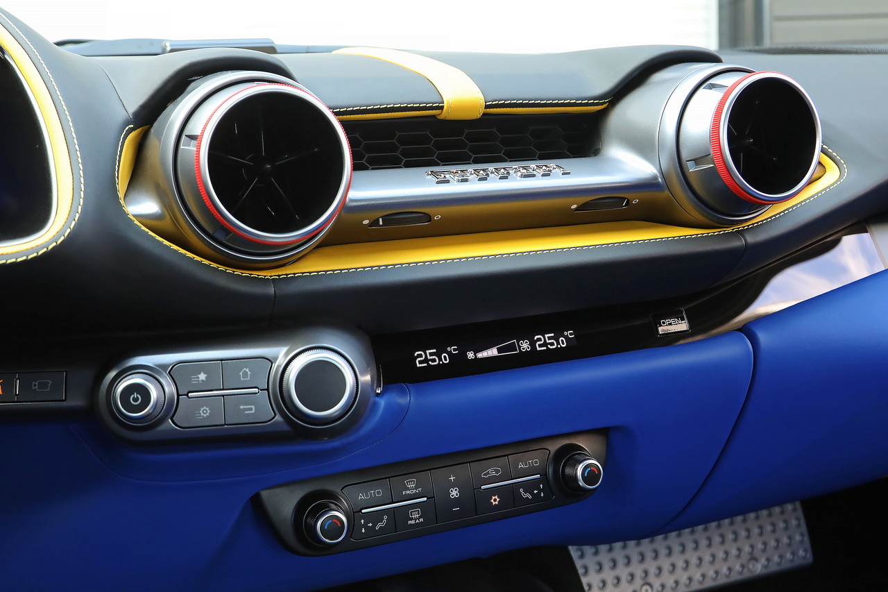 2019 Ferrari 812 Superfast null