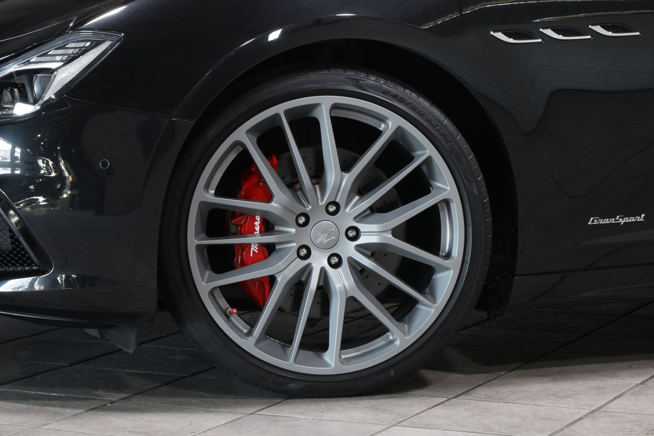 2017 Maserati GHIBLI null