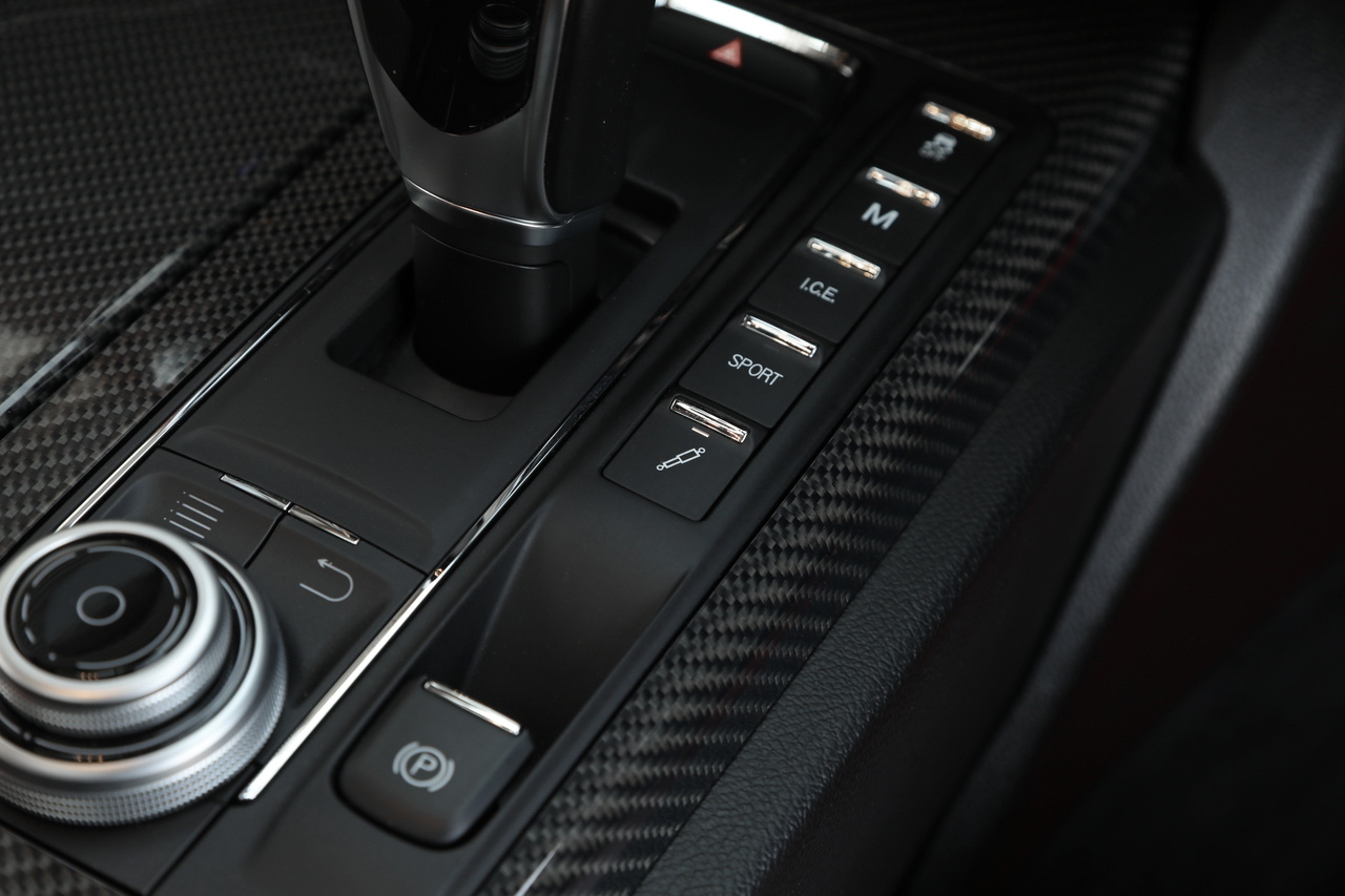 2017 Maserati GHIBLI null