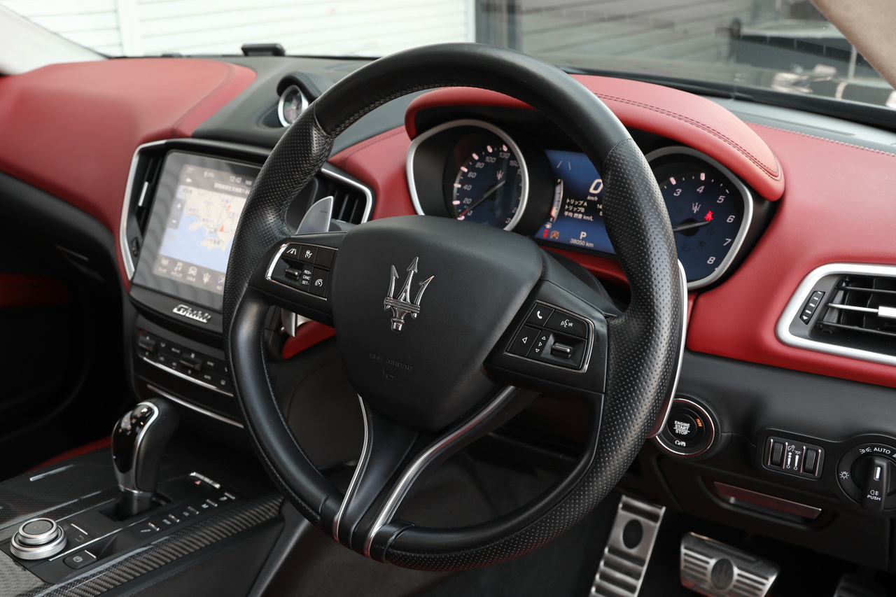 2017 Maserati GHIBLI null