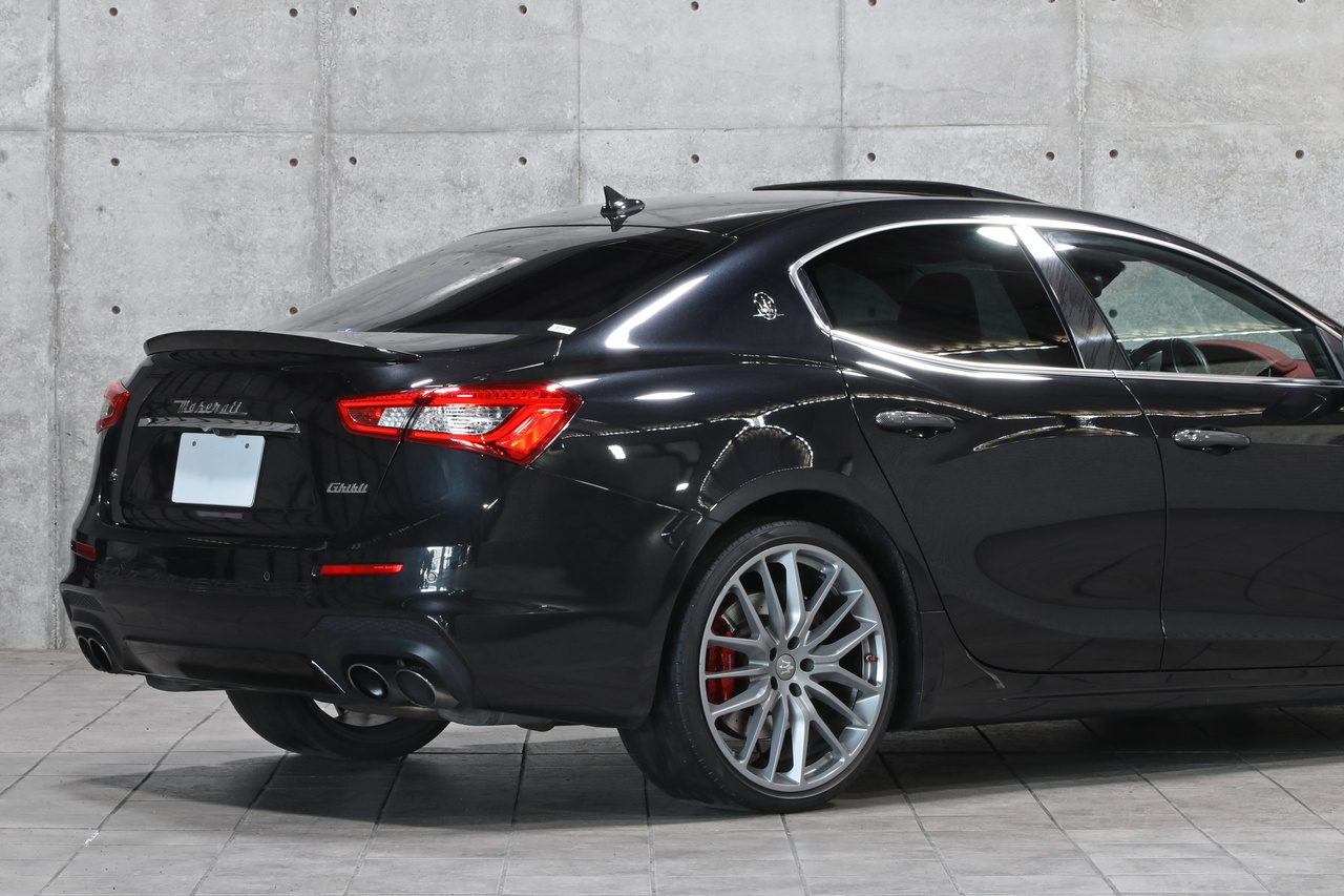 2017 Maserati GHIBLI null