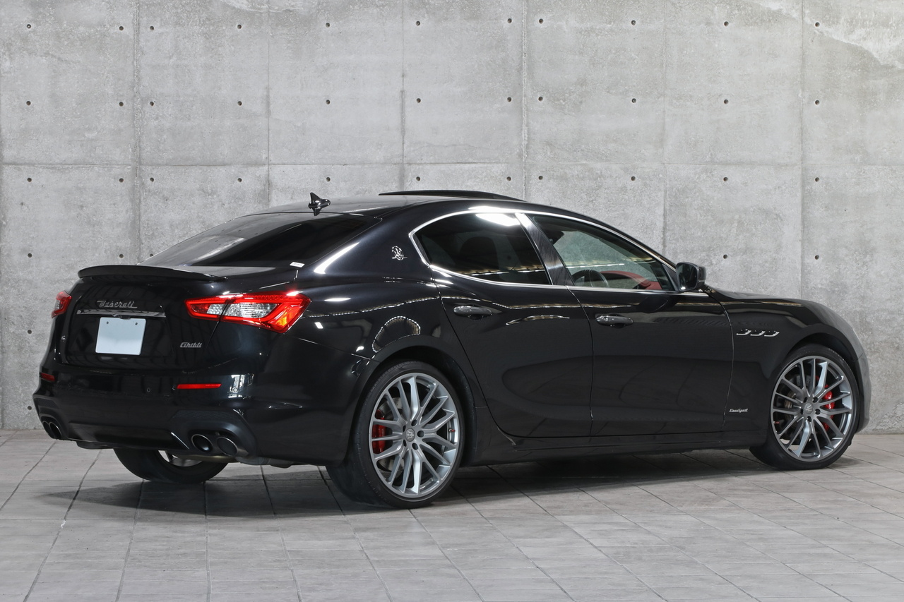 2017 Maserati GHIBLI null