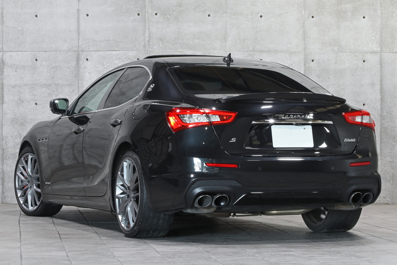 2017 Maserati GHIBLI null