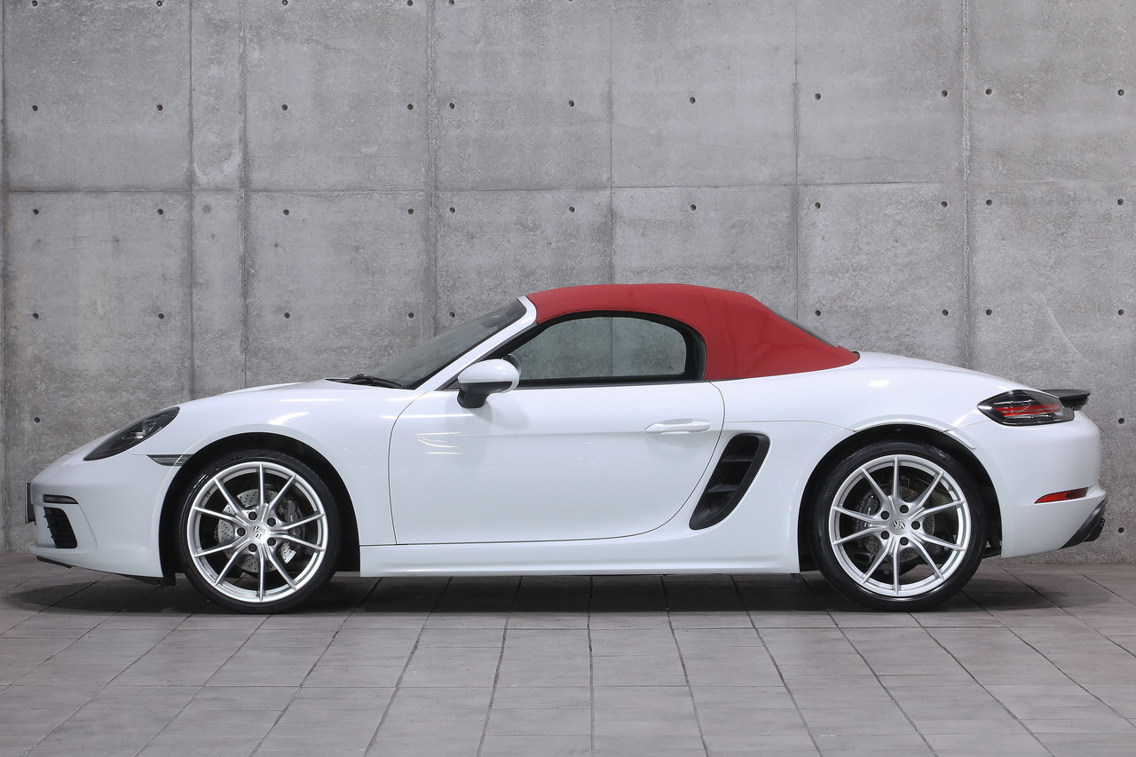 2017 Porsche 718 BOXSTER null