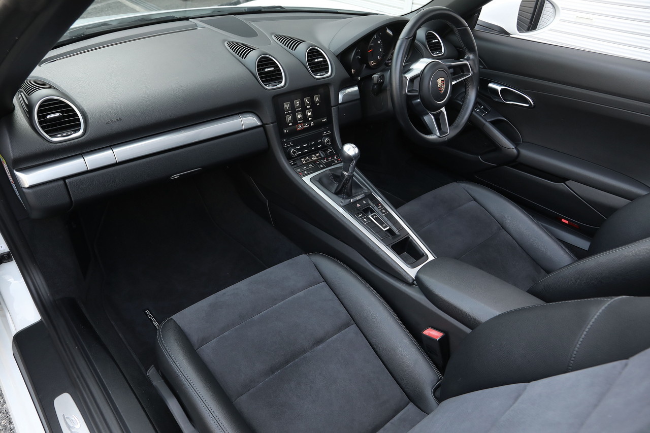 2017 Porsche 718 BOXSTER null