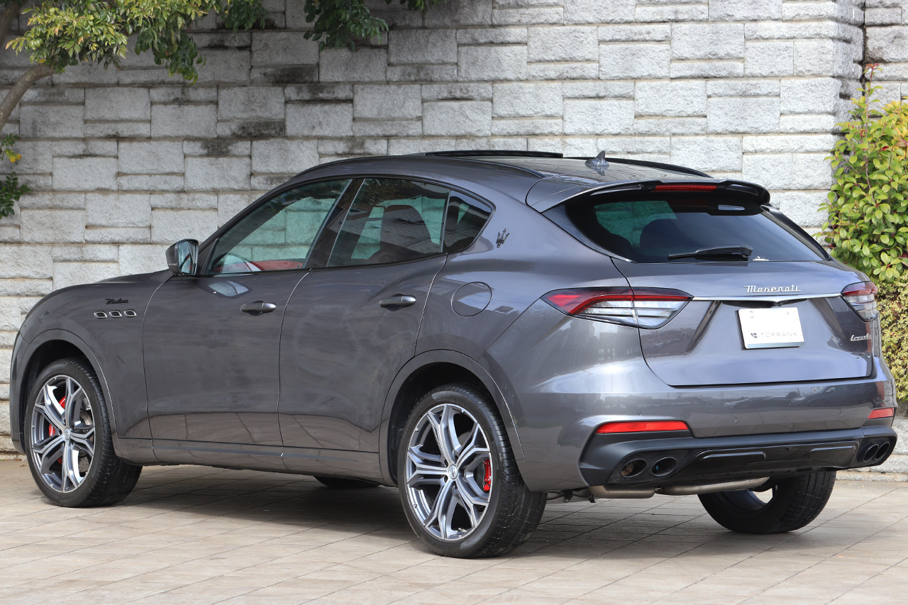 2022 Maserati Levante null