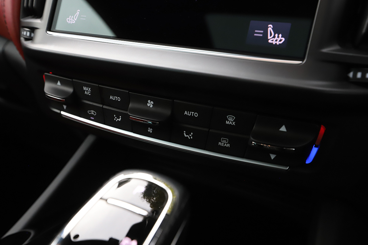 2022 Maserati Levante null