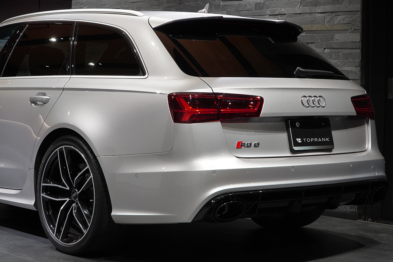 2016 Audi RS6 AVANT null