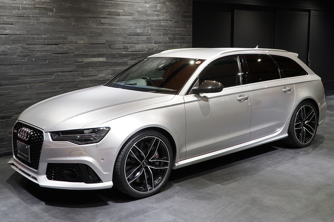 2016 Audi RS6 AVANT null