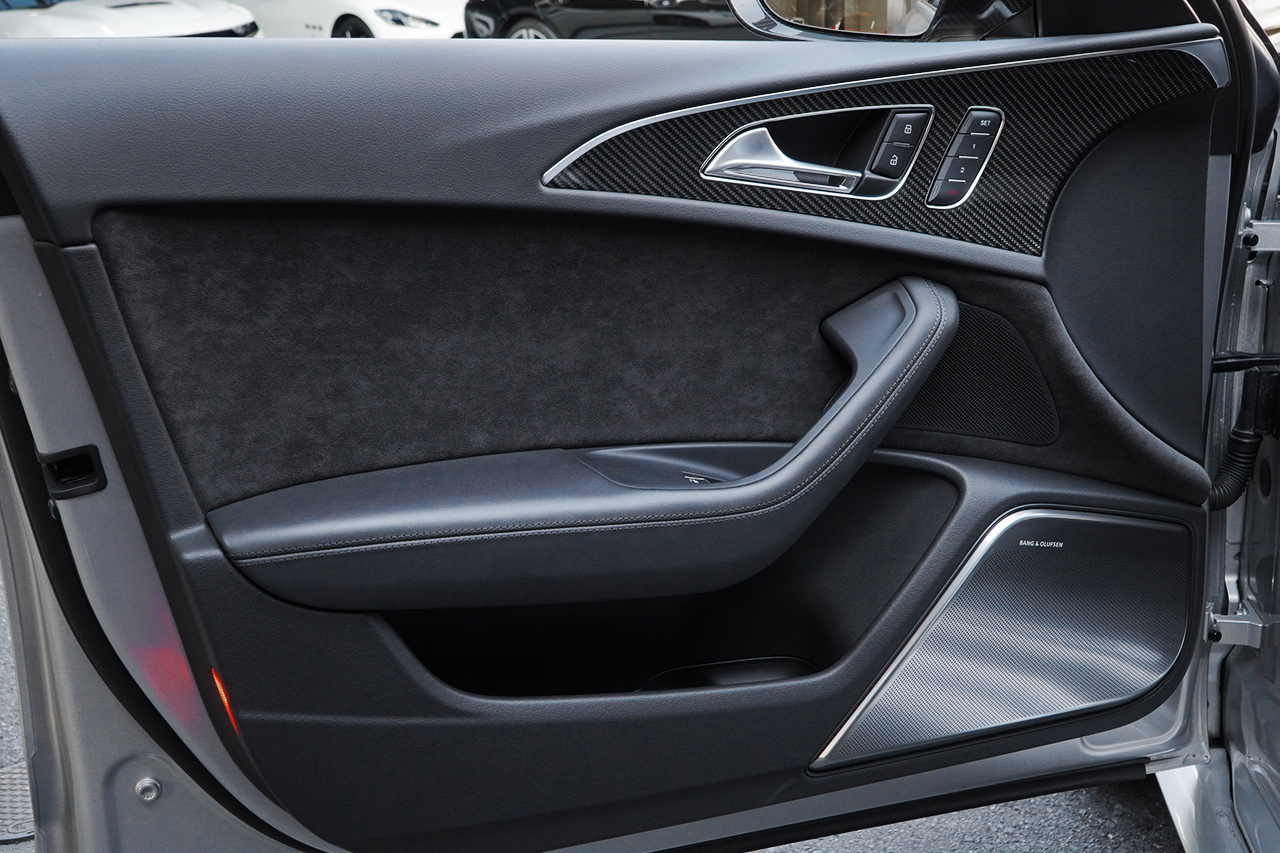 2016 Audi RS6 AVANT null