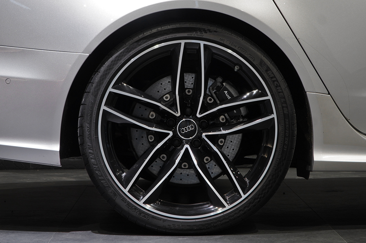 2016 Audi RS6 AVANT null