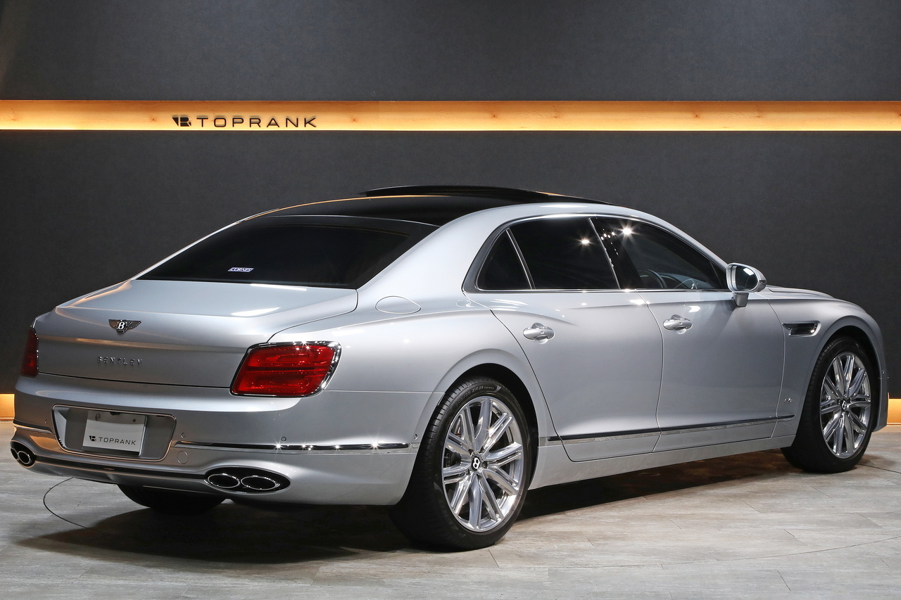 2022 Bentley FLYING SPUR null