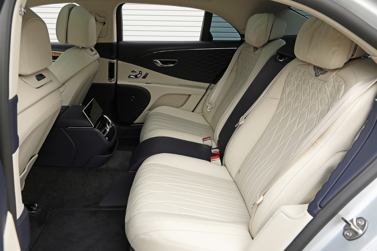 2022 Bentley FLYING SPUR null