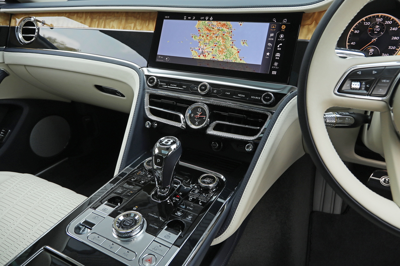 2022 Bentley FLYING SPUR null