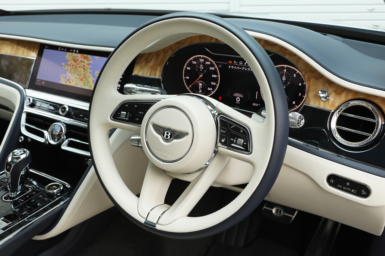 2022 Bentley FLYING SPUR null