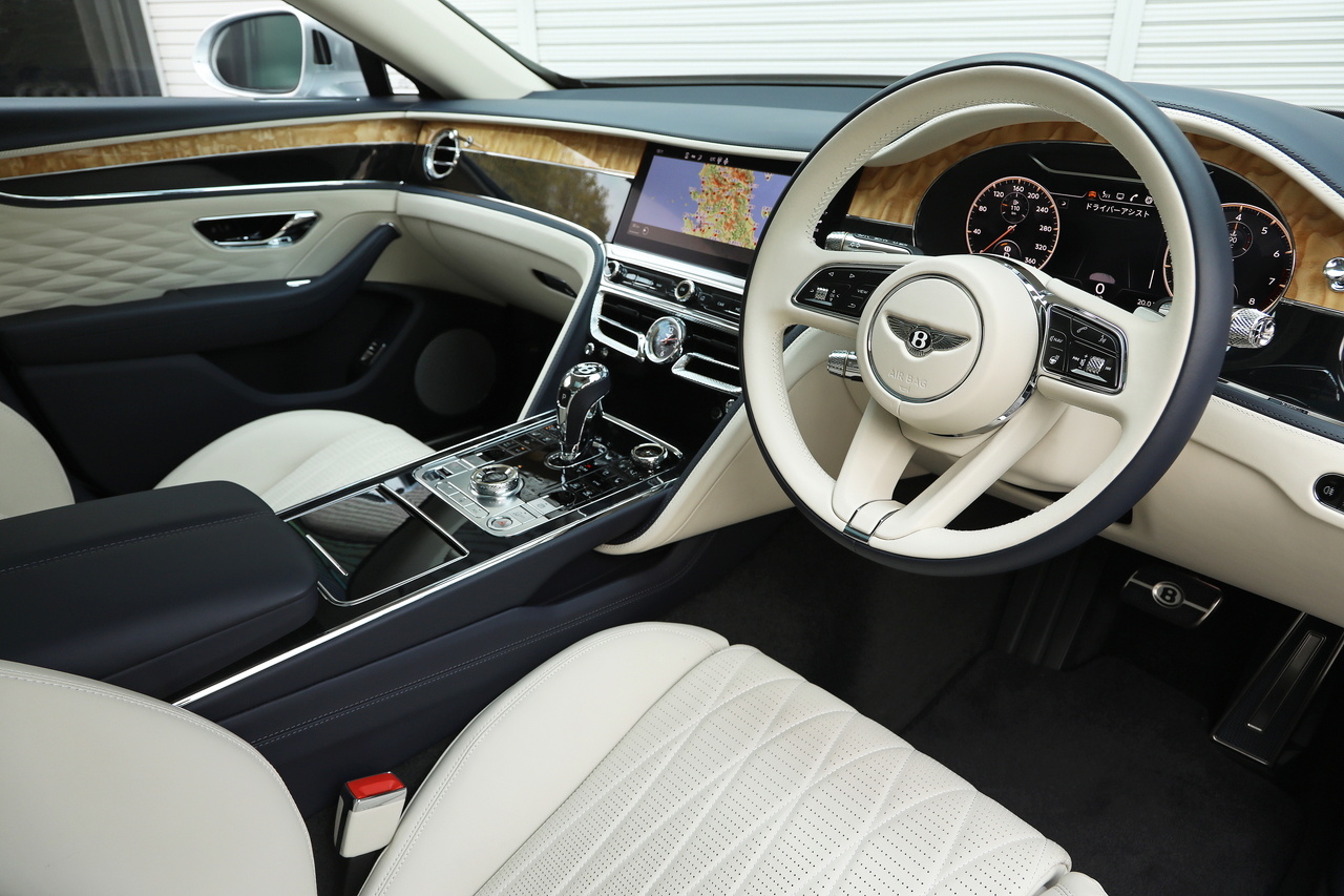 2022 Bentley FLYING SPUR null