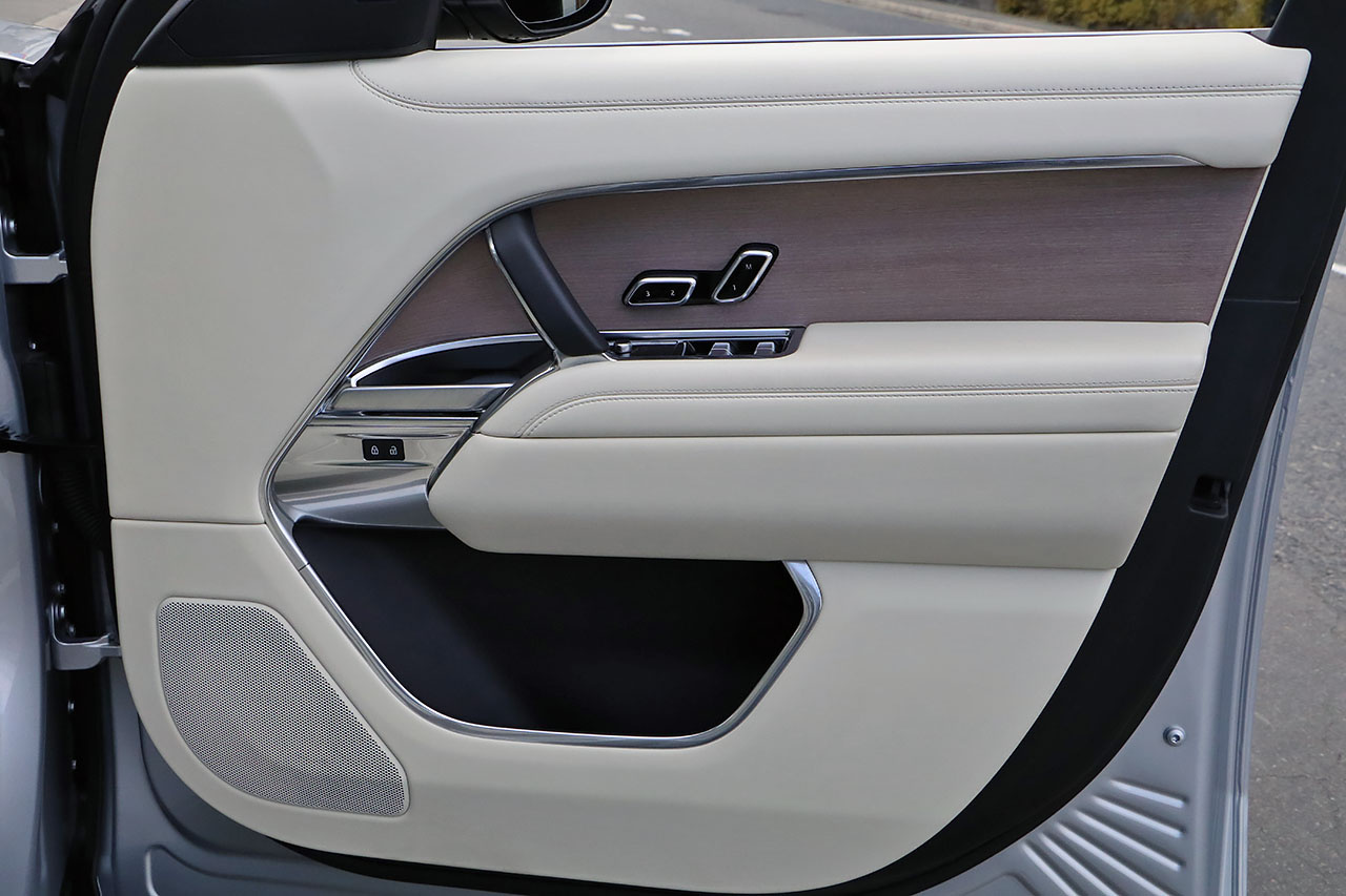 2023 Land Rover RANGE ROVER 