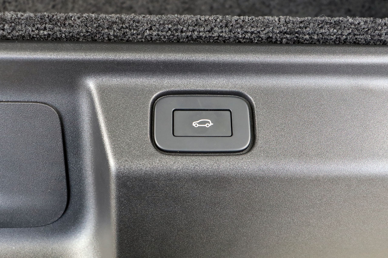 2023 Land Rover RANGE ROVER 