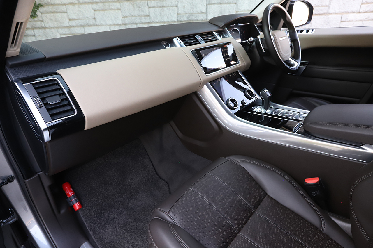 2020 Land Rover RANGE ROVER SPORT 