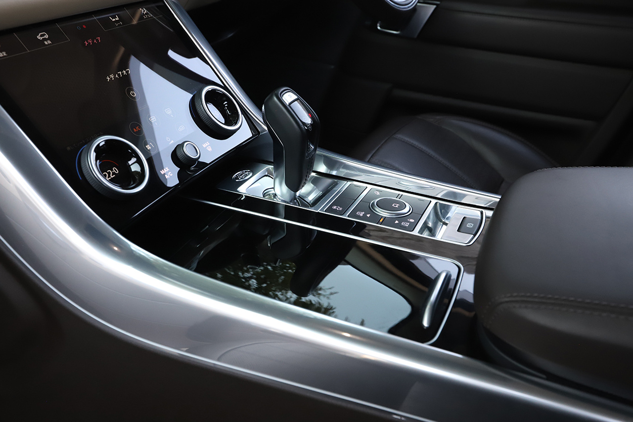 2020 Land Rover RANGE ROVER SPORT 