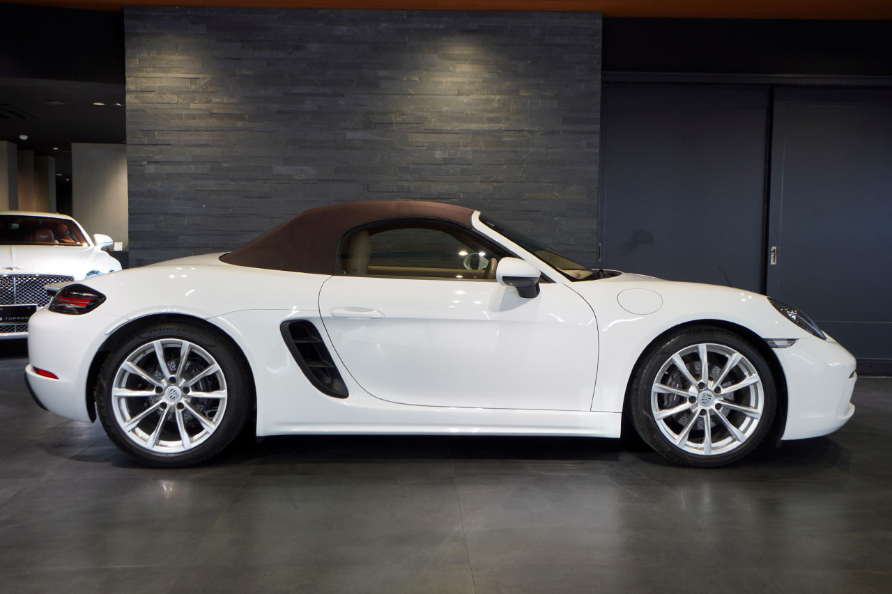 2017 Porsche 718 BOXSTER null