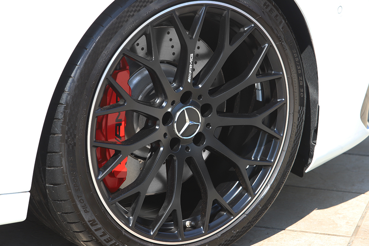 2024 Mercedes-AMG C CLASS 