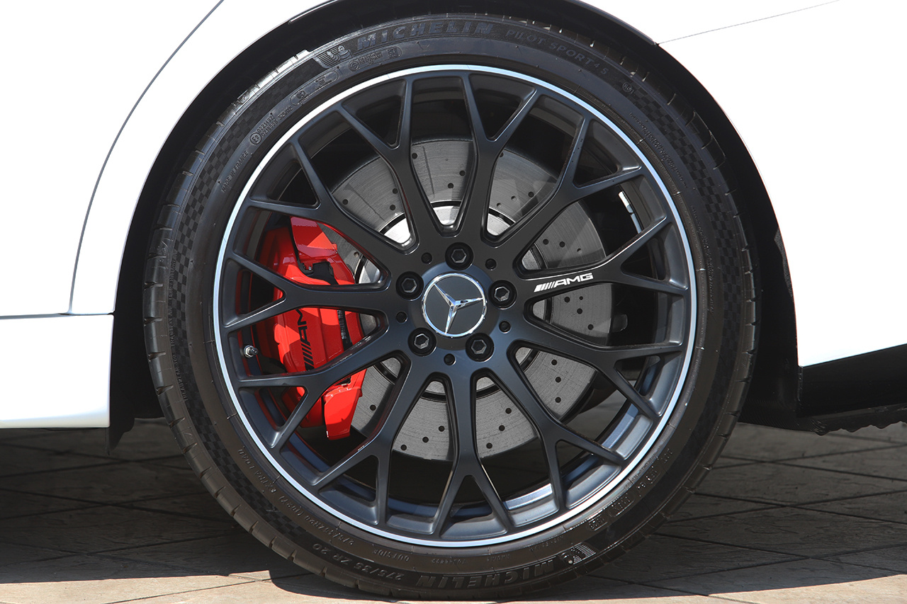 2024 Mercedes-AMG C CLASS 