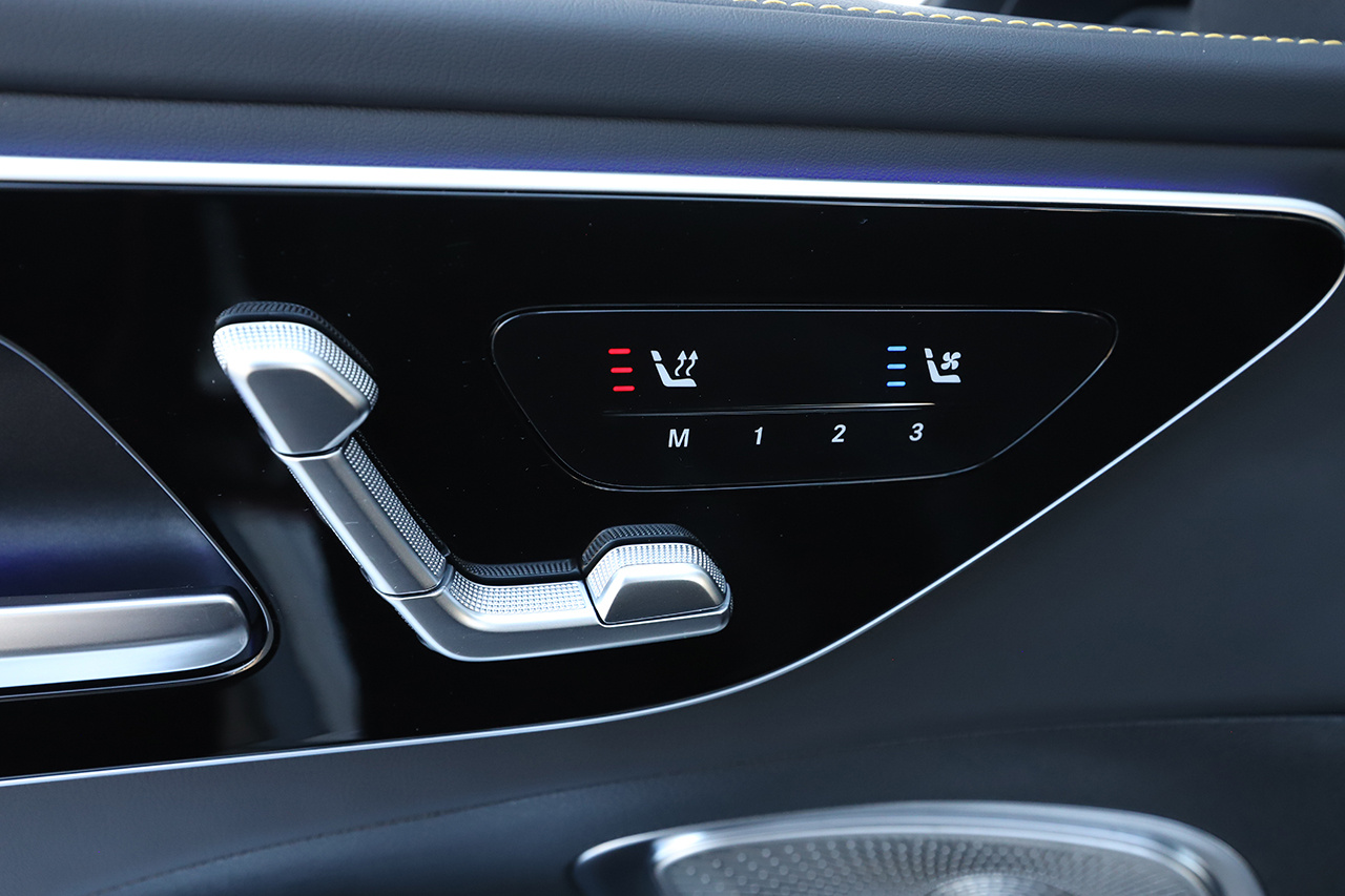 2024 Mercedes-AMG C CLASS 