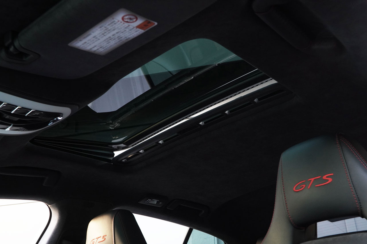 2013 Porsche PANAMERA null