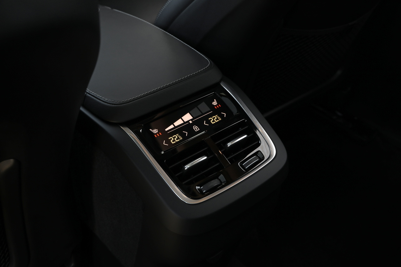 2024 Volvo XC90 null
