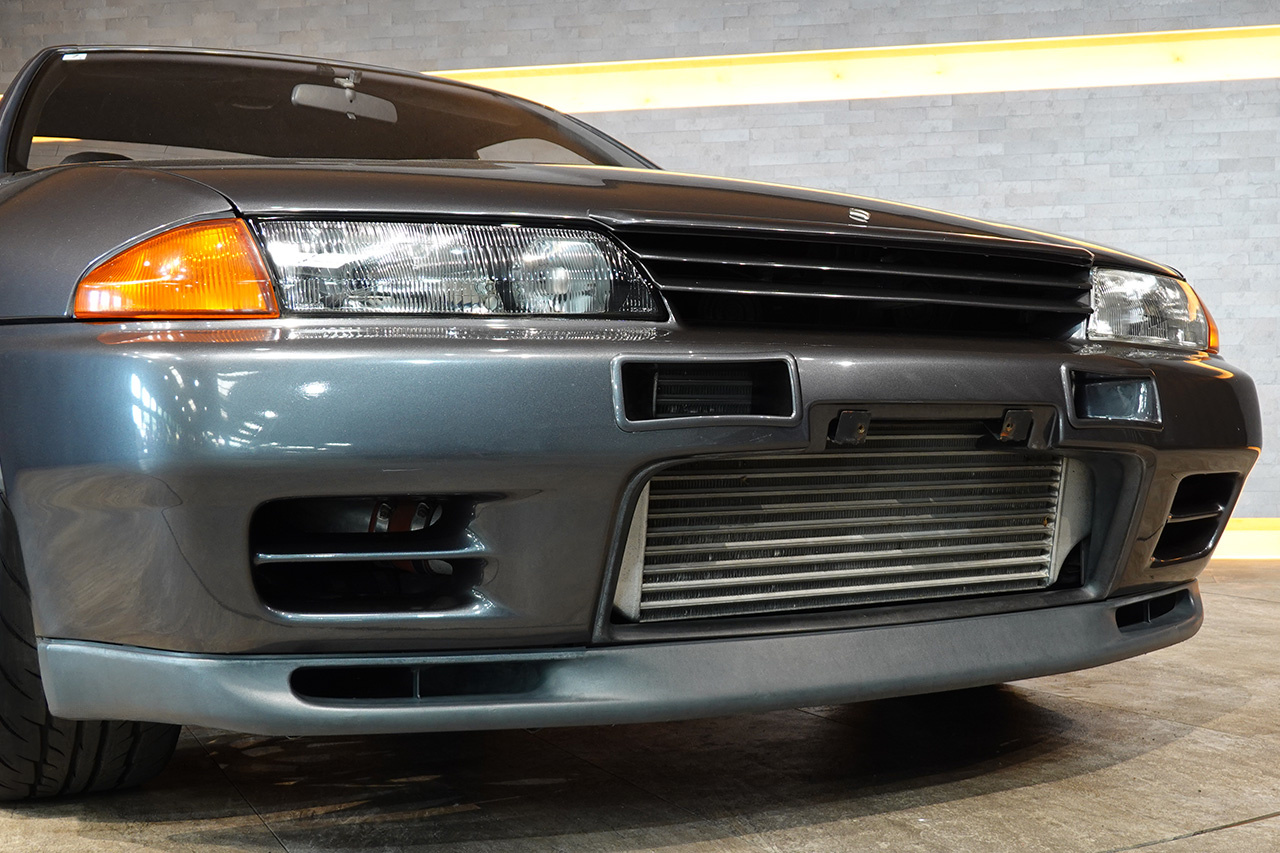 1990 Nissan SKYLINE GT-R BNR32 R32 Skyline GT-R, NISMO Seat Covers, N1 Style Headlights, NISMO Old Logo Tower Bar