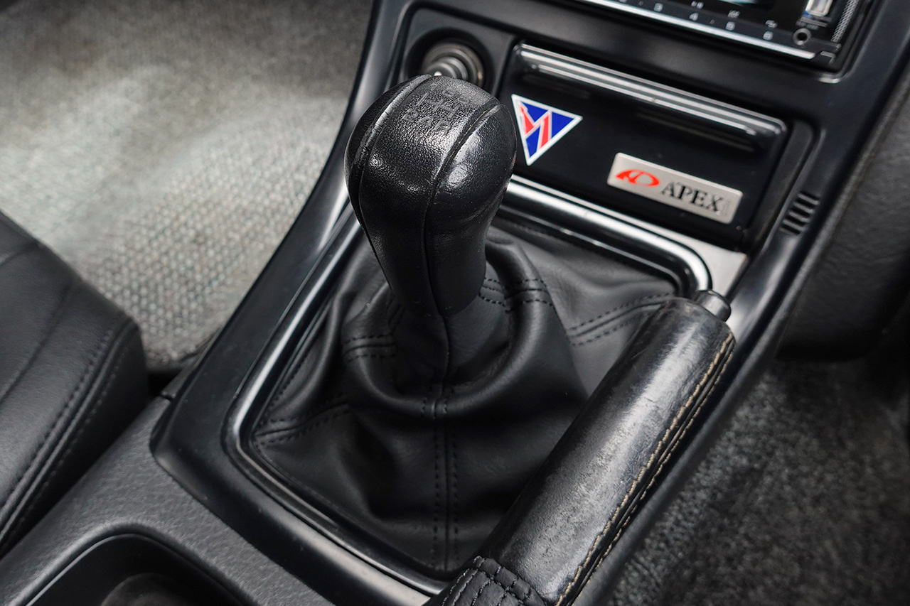 1990 Nissan SKYLINE GT-R BNR32 R32 Skyline GT-R, NISMO Seat Covers, N1 Style Headlights, NISMO Old Logo Tower Bar