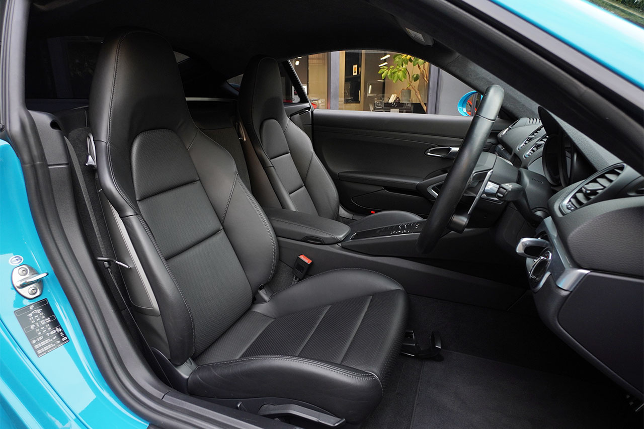 2018 Porsche 718 CAYMAN null