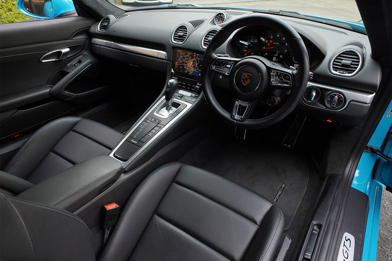 2018 Porsche 718 CAYMAN null